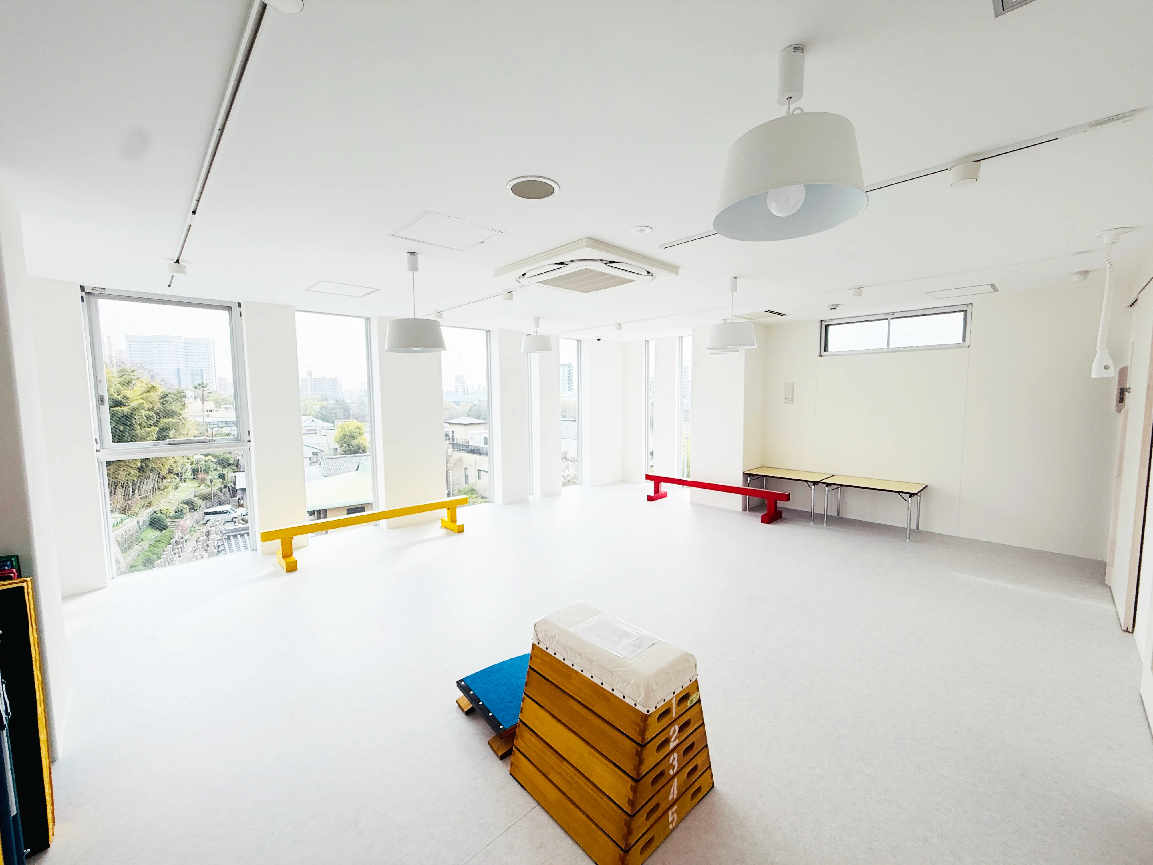 夕陽丘にじいろキッズ保育園